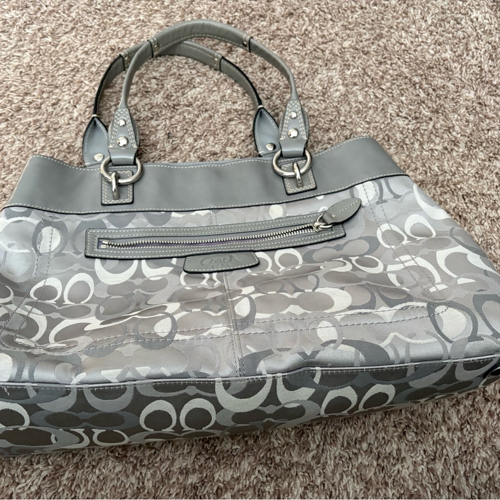 Coach tote